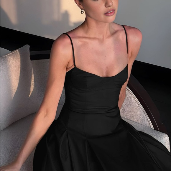 NWT Commense Black Spaghetti Strap Maxi Dress for Cocktail beautiful! - Picture 3 of 6